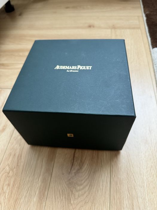 Audemars Piguet Royal OAK Offshore (Обмен на ноутбук)