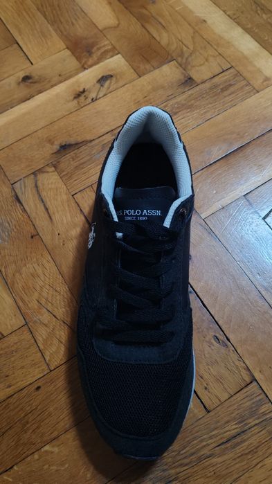 Обувки на марката polo