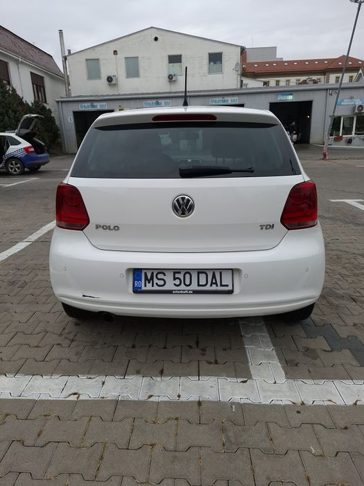 Volkswagen Polo 2013 diesel, 5.714 € — imagine 5