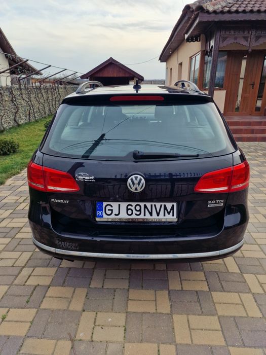 VOLKSWAGEN Passat 2012 — imagine 5