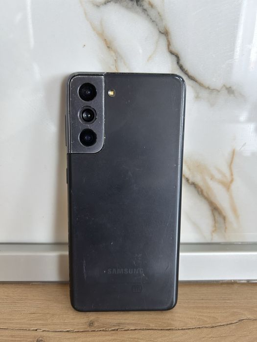 Продам samsung s21