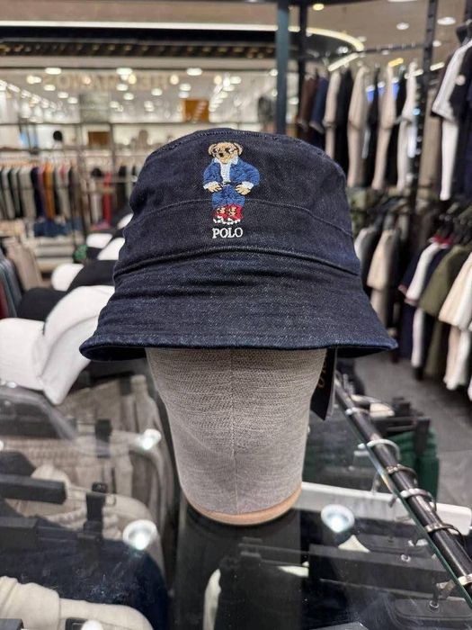 Унисекс шапки различни модели