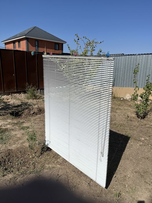 Жалюзи ламели пластиковые б/у