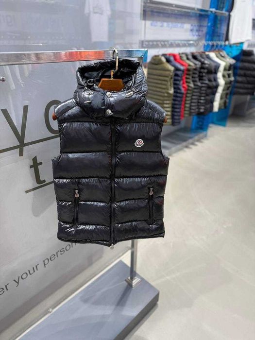 Vesta primavara noua cu eticheta Mon