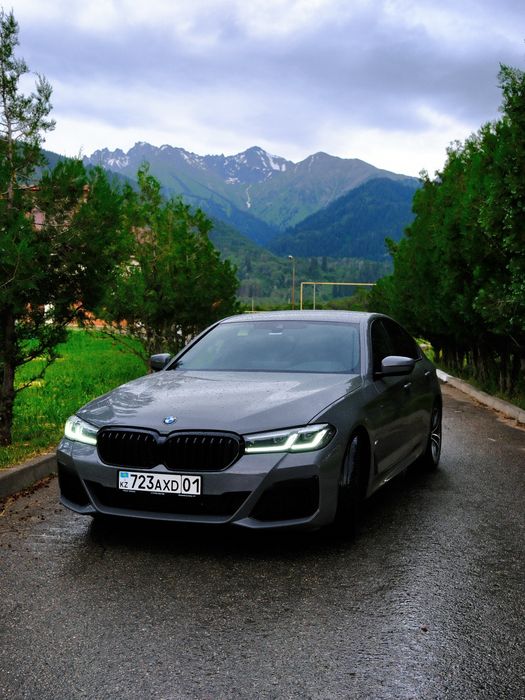 BMW 520i 2022 года