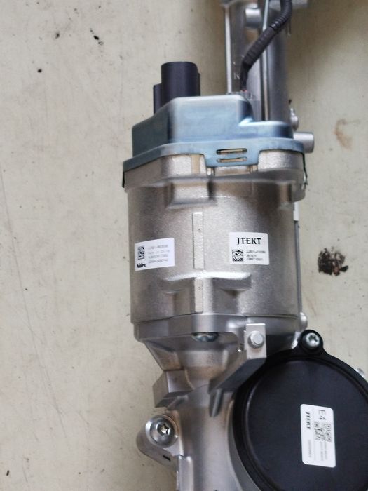 Кормилна рейка за Нисан