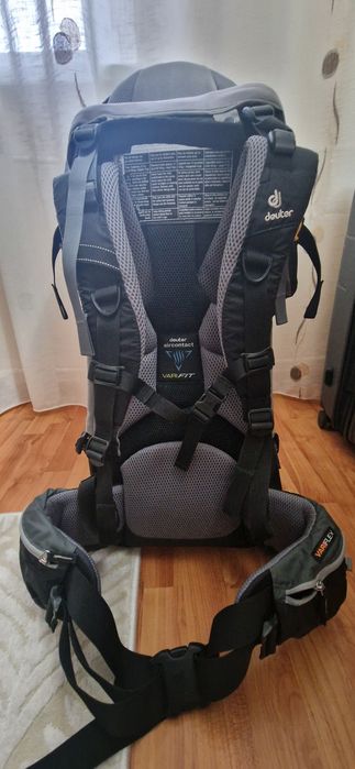 Deuter Kid Comfort 3 , stare perfecta, husa de ploaie inclusa