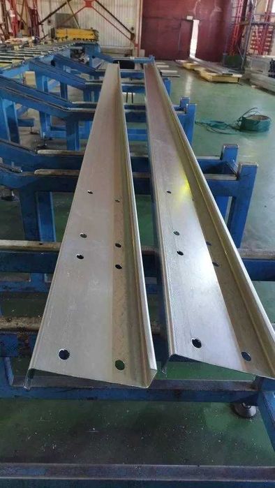 Легкие тонкостенные стальные конструкции (ЛСТК)