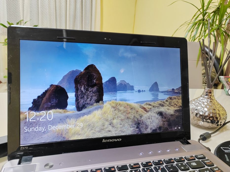 Лаптоп Lenovo ideapad z370