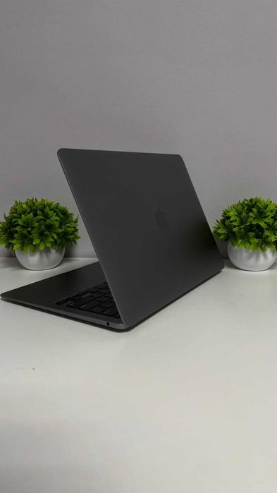 "Ломбард Белый" Актобе  MacBook Air 2020  арт. 126262