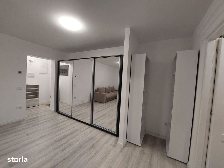 Apartament 1 camera decomandat- Poitiers Frumoasa