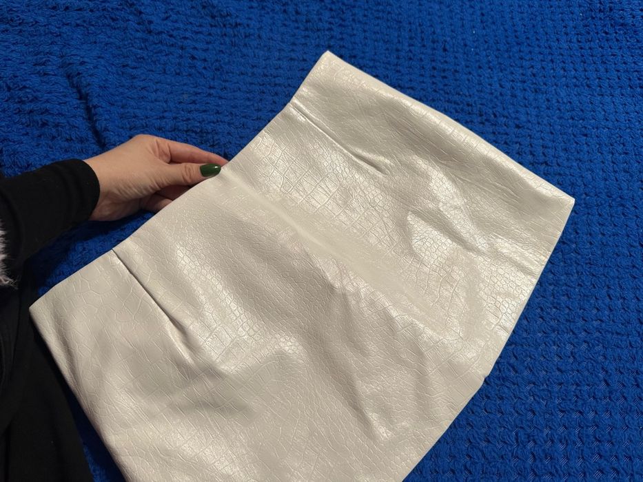 Продам новую мини юбку