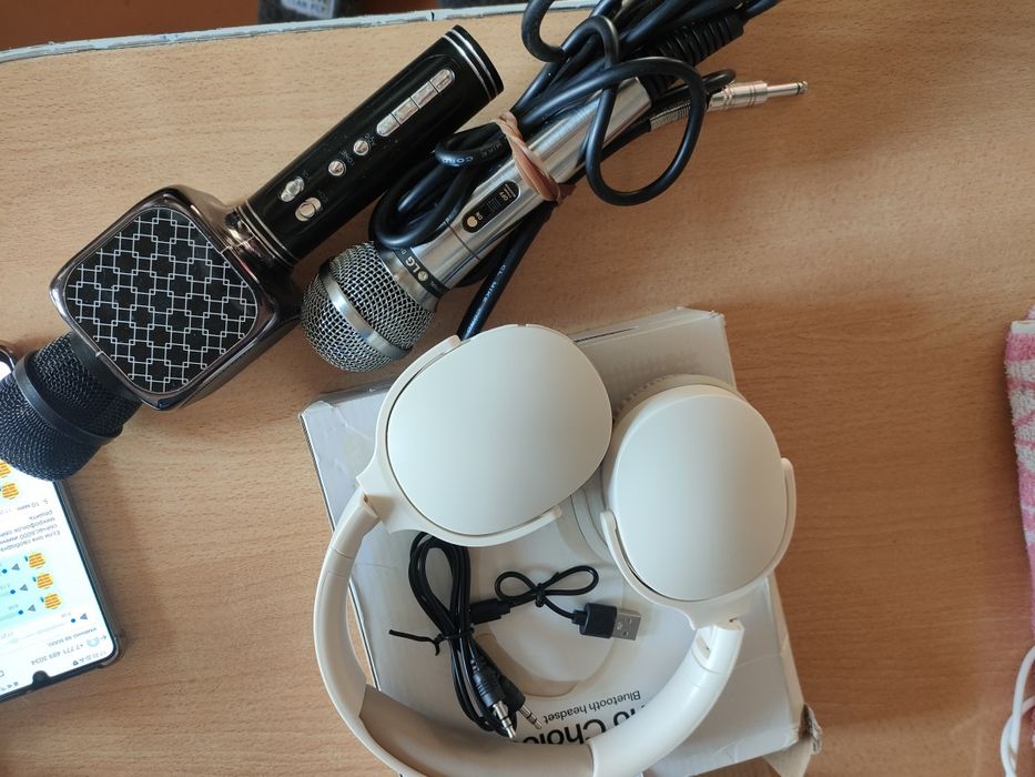 Микрофоны и наушники продам
