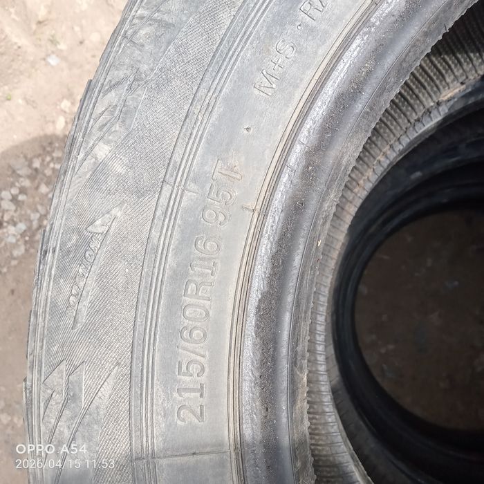 Продам шыни 215/65/16