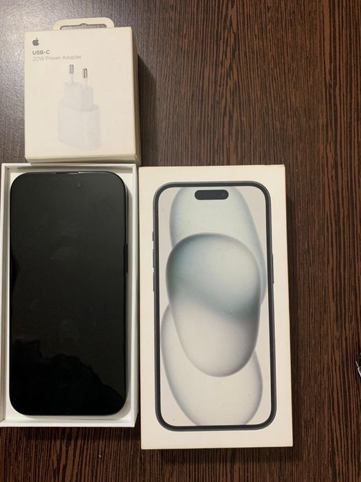 vand iphone 15 negru