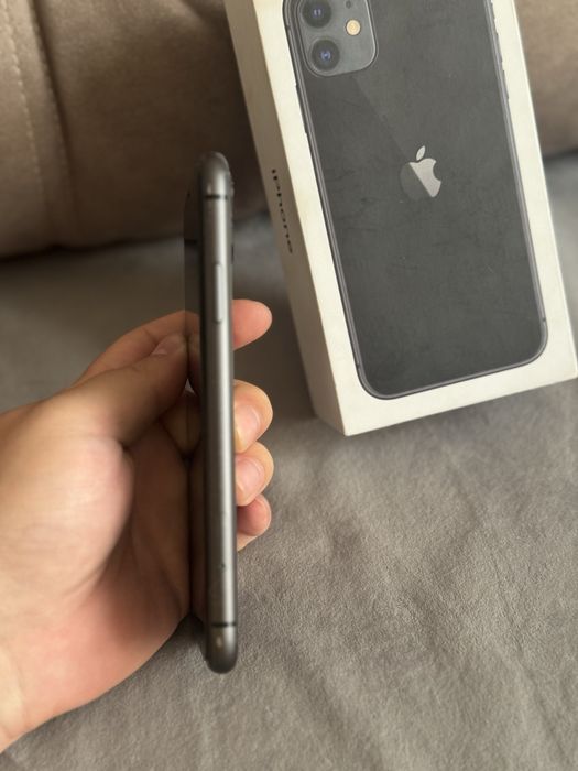 Iphone 11 без ремонта акум 75%