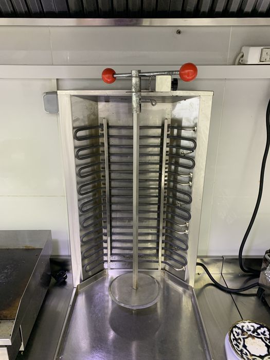 Шаурма аппарат идеал холатда 220 Вольт ишлайди