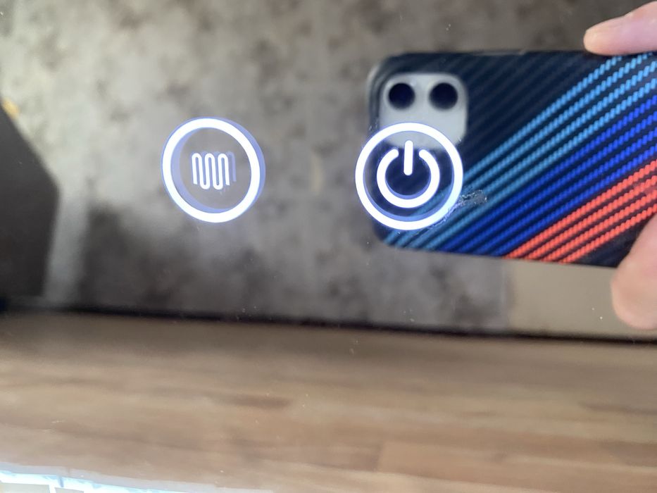 Зеркала со светом.