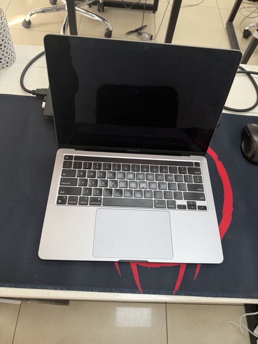 MacBook Pro M1 256гб