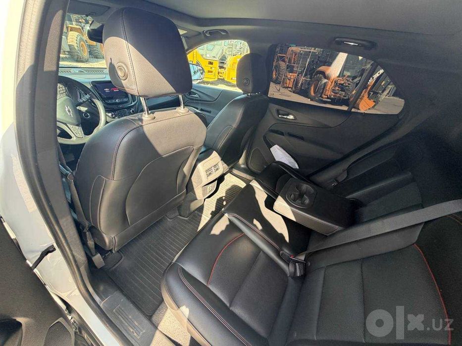 Equinox RS, 2021 yil, probeg 77000 km.