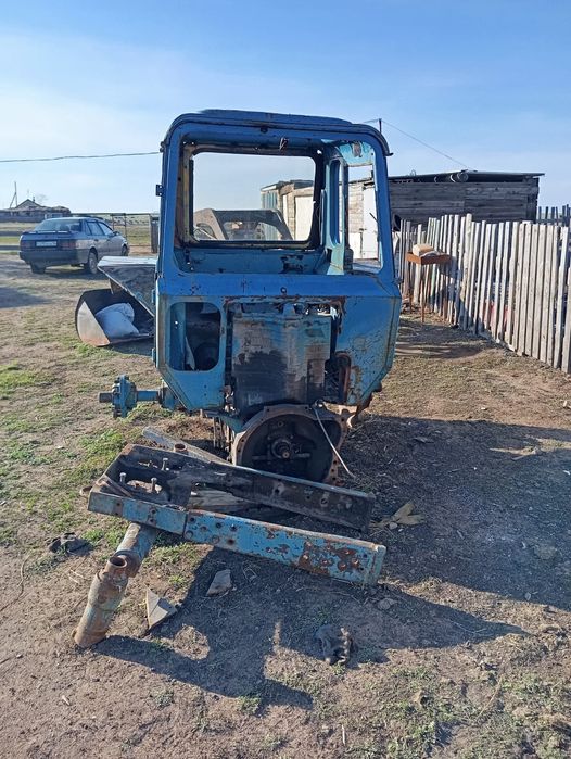 Продам МТЗ 80 на запчасти