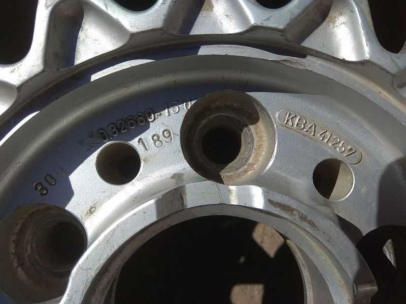 Продам оригинальные легкосплавные диски R16.5