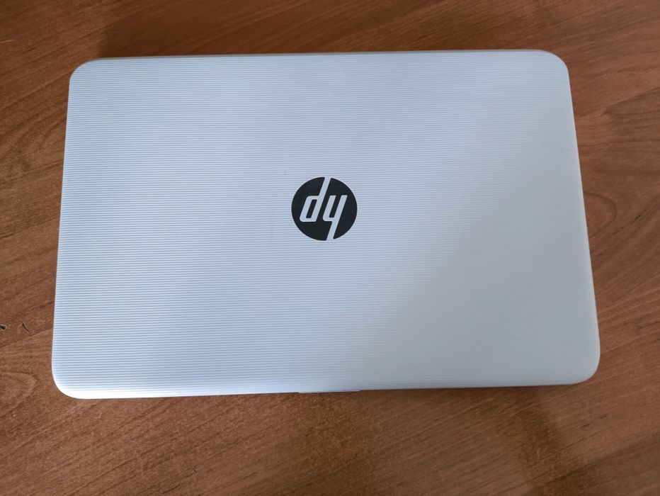 Продаётся нетбук HP