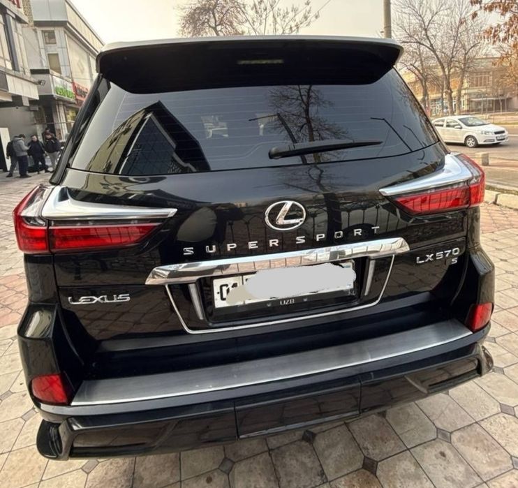Lexus LX570 2019 — 2