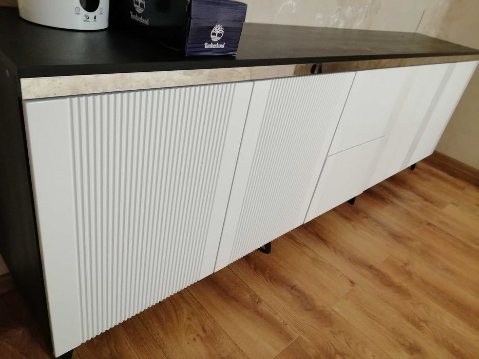 Подставка для телевизора