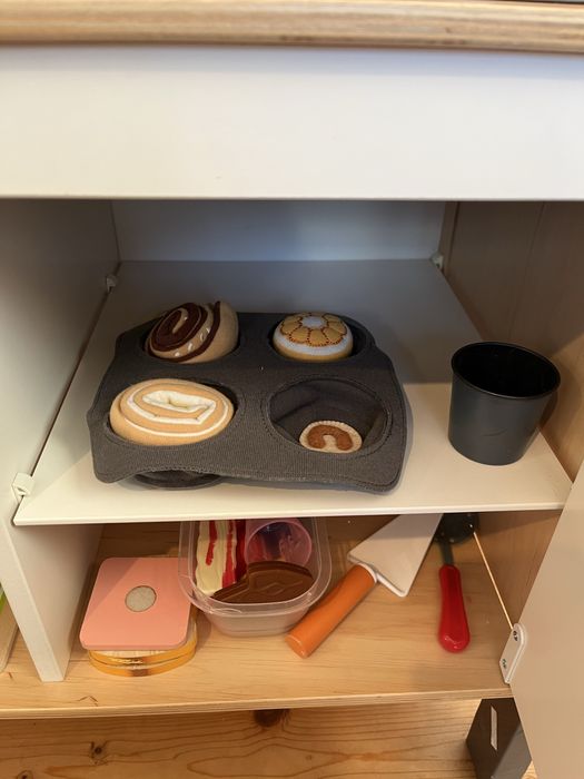 Детцка кухня и играчки