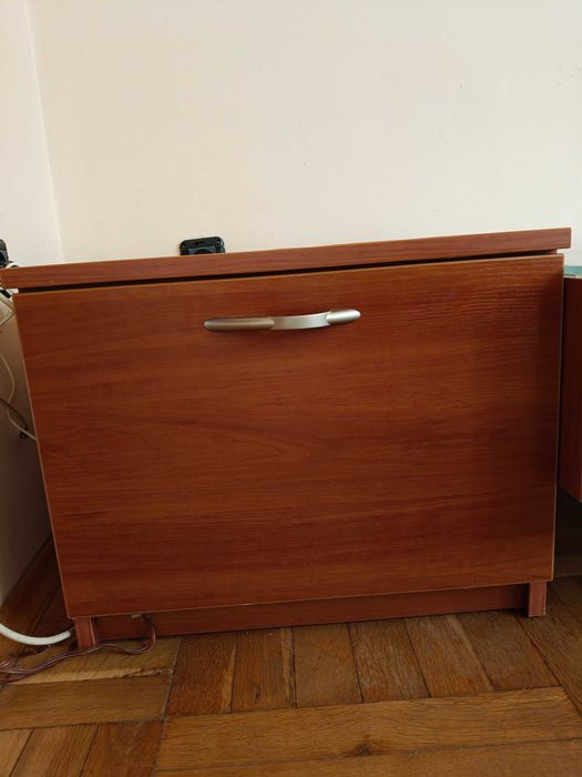 Светещ шкаф за дневна