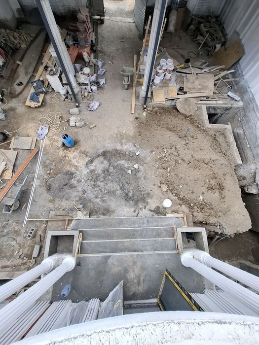 Beton zinalar xizmati tez va sifatli mustahkam quyib beramiz.