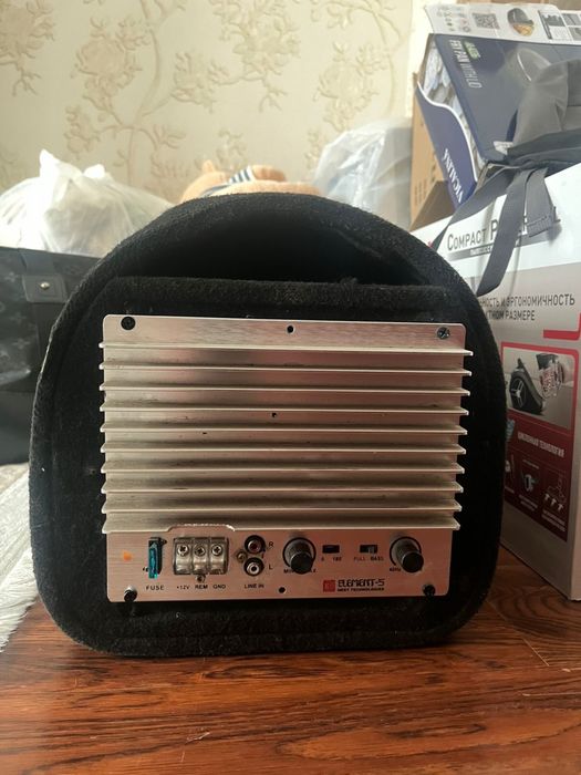 Продам саб с усилителем 5 элемент