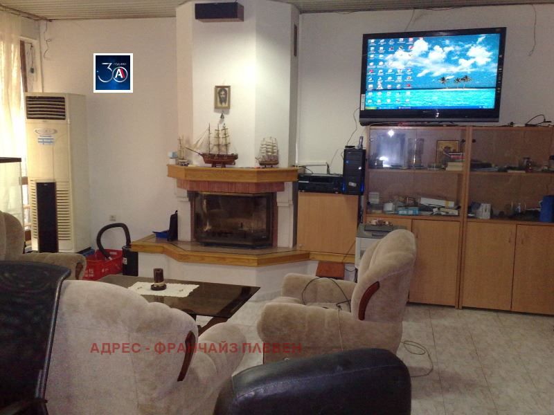 Продава се Склад в Плевен, Широк център - 1962 кв.м за 306 €/кв.м - Снимка #5