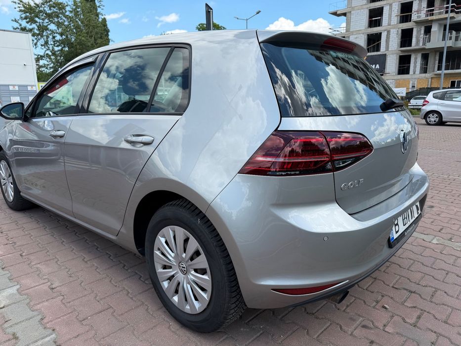 Volkswagen Golf Stare foarte bună, consum mic, motor 4 cilindri