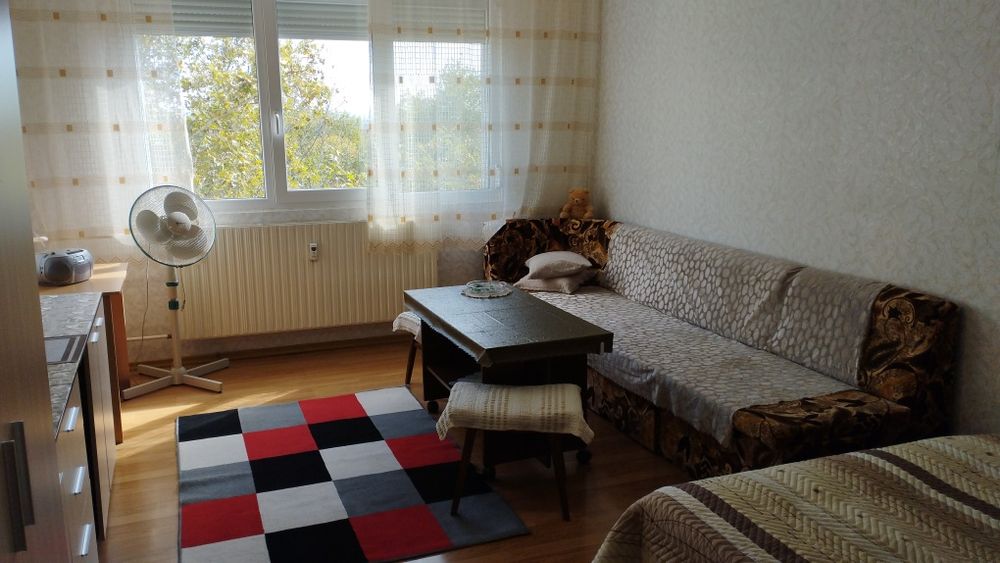 Продава се Двустаен апартамент в Сливен, Център - 42 кв.м за 1262 €/кв.м - Снимка #1