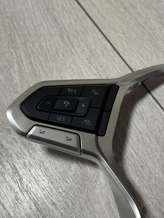 Comenzi volan + Trim VW Passat,Golf 8,Tiguan,Touran,T6,Atlass,Polo