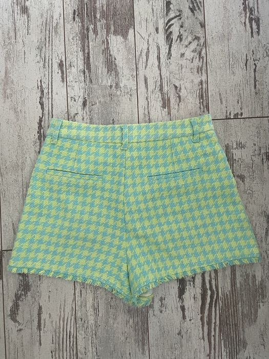 Къси панталонки - зелени