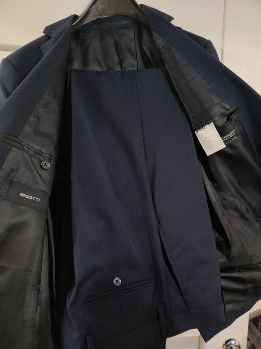 Costum Bigotti bleumarin