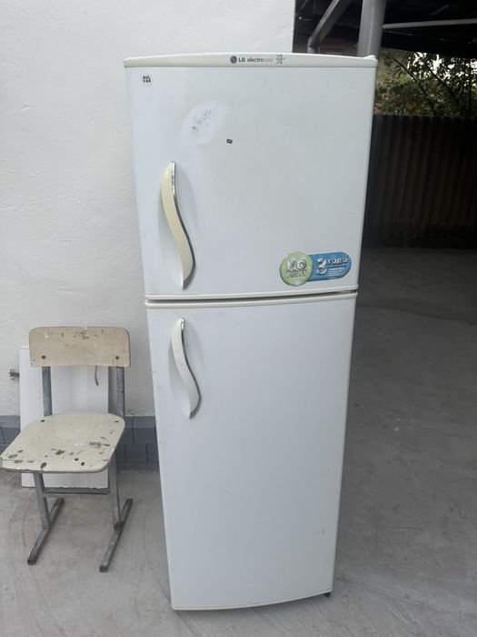 Продаются холодильник LG