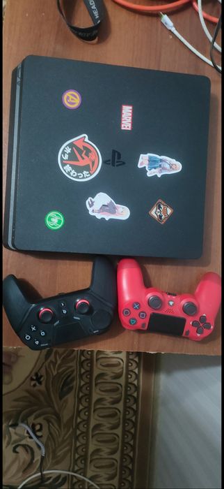 Продам ps4 slim 1tb
