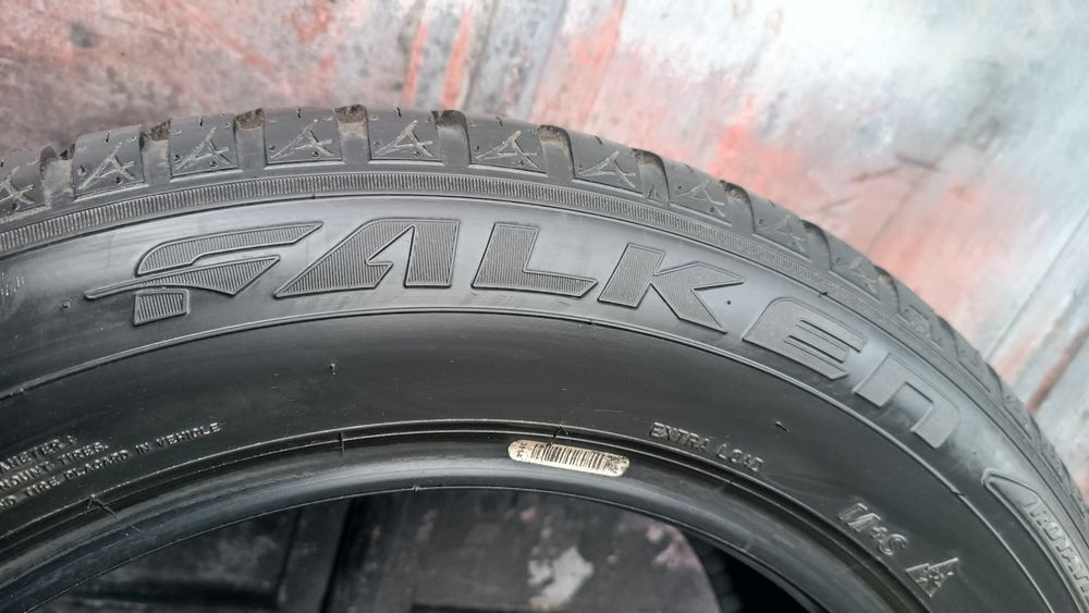 225/55/17 Falken