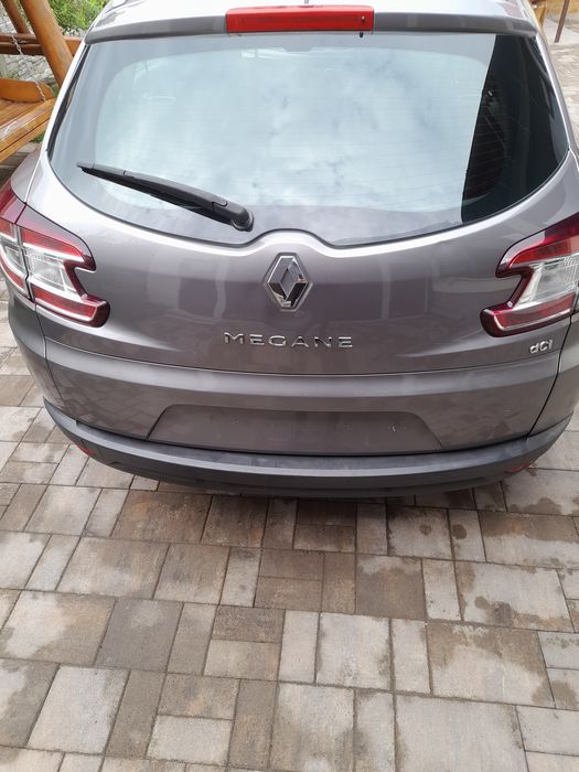 Bara Spoiler Fusta Spate Completa Renault Megane 3 Breack Grandtour