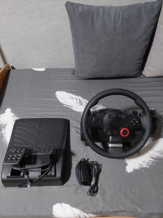 Продам игровой руль