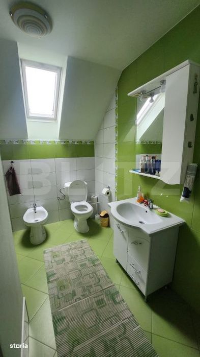 Casa D+P+E, pe Aleea Trifoiului, zona linistita!