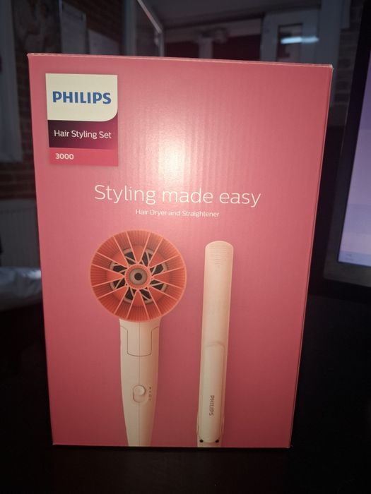 Set Philips  Uscător de par si placa ceramica