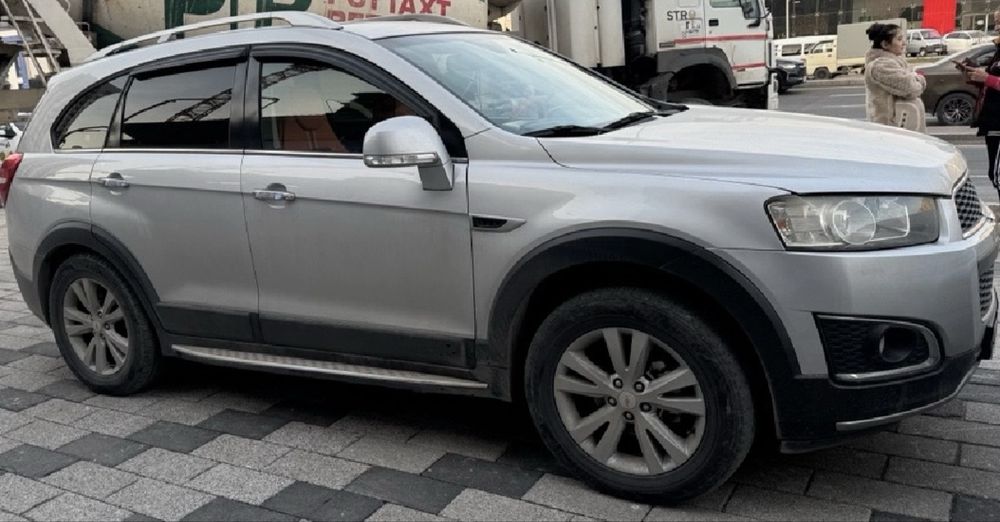 Captiva 3 срочно сотилади