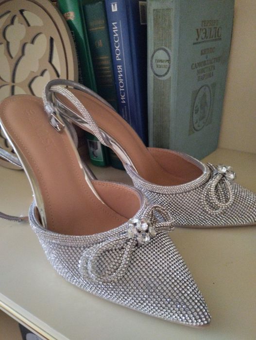 Туфли новые,красивые