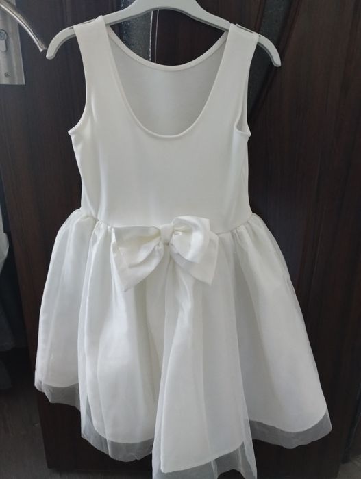 Rochita fetita H&M mar 122/128