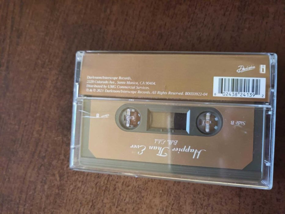 Албум аудио касетка на Billie Eilish Happier Than Ever